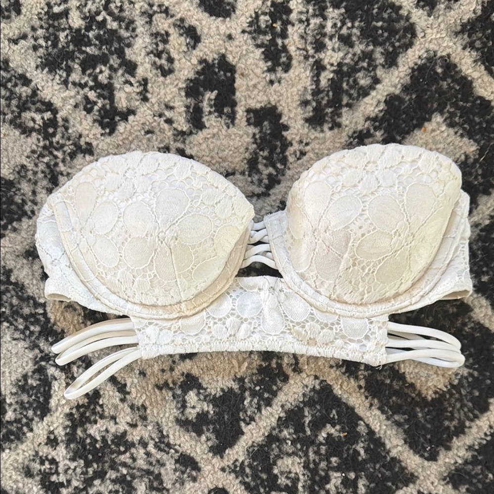 Victoria's Secret White Bandeau with Lace Texture